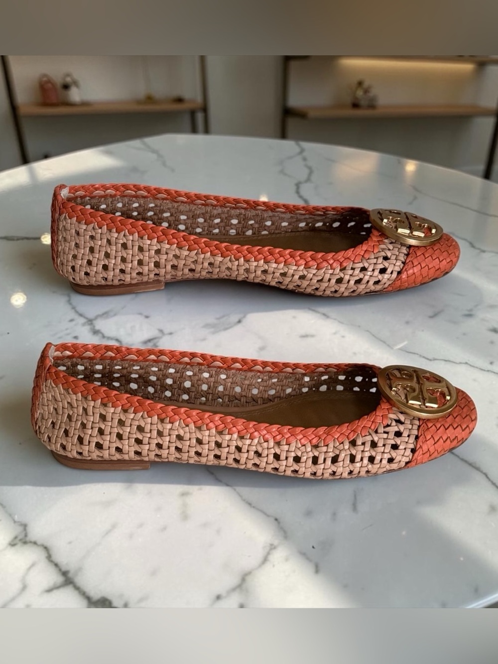 Tory Burch Coral Orange Woven Leather Ballet Flats w Gold Medallion Size 6
